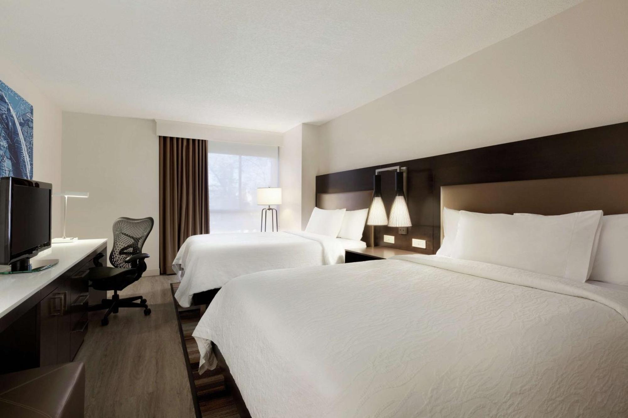 Hilton Garden Inn Купертино Экстерьер фото