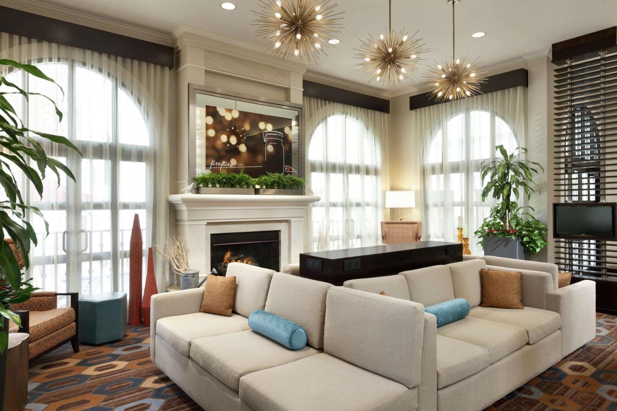 Hilton Garden Inn Купертино Экстерьер фото