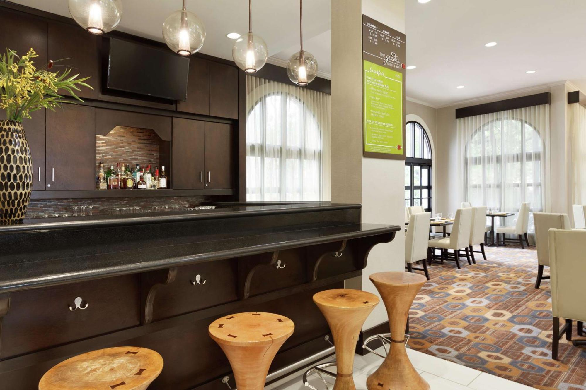 Hilton Garden Inn Купертино Экстерьер фото