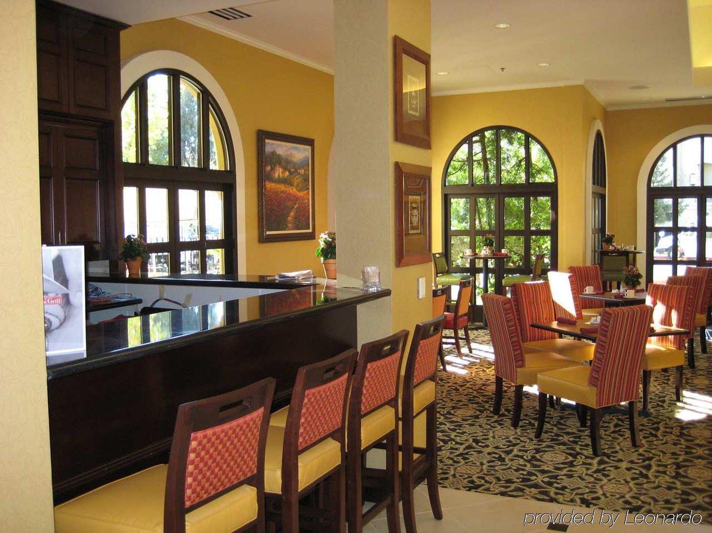 Hilton Garden Inn Купертино Экстерьер фото