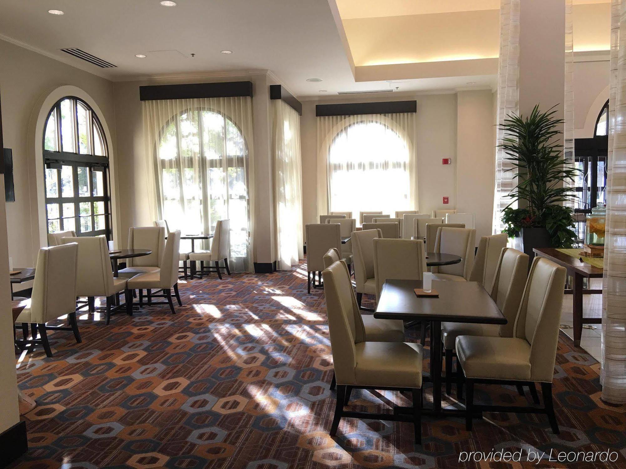 Hilton Garden Inn Купертино Экстерьер фото