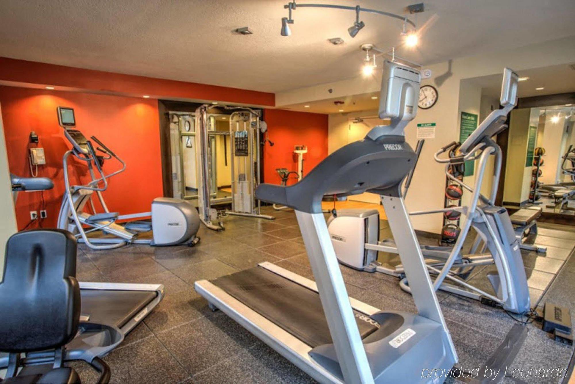 Hilton Garden Inn Купертино Экстерьер фото